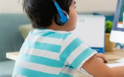 التعليم عن بعد.. هل يضر بالطلاب؟