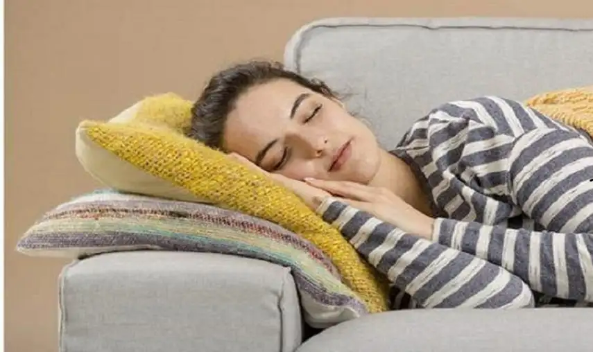 فوائد ومضار النوم نهارا