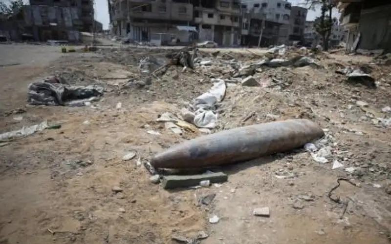 تعرض أكثر من 20 مدرسة في