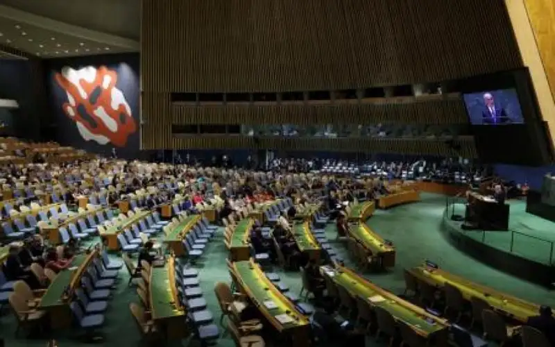 مغادرة العديد من الوفود القاعة لدى