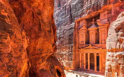 ولي العهد ينشر فيديو عن المواقع