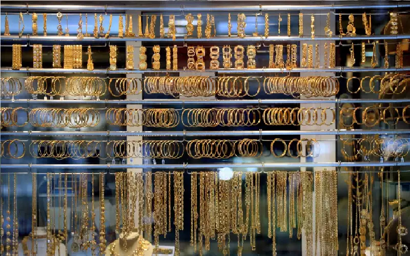 54 دينارا سعر غرام الذهب عيار