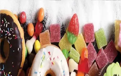 يجعلك أكبر سنا.. هذا العنصر الغذائي