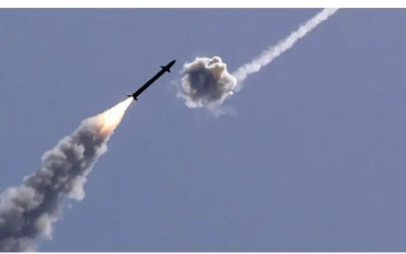 أصوات انفجارات بسماء تل أبيب ومدن