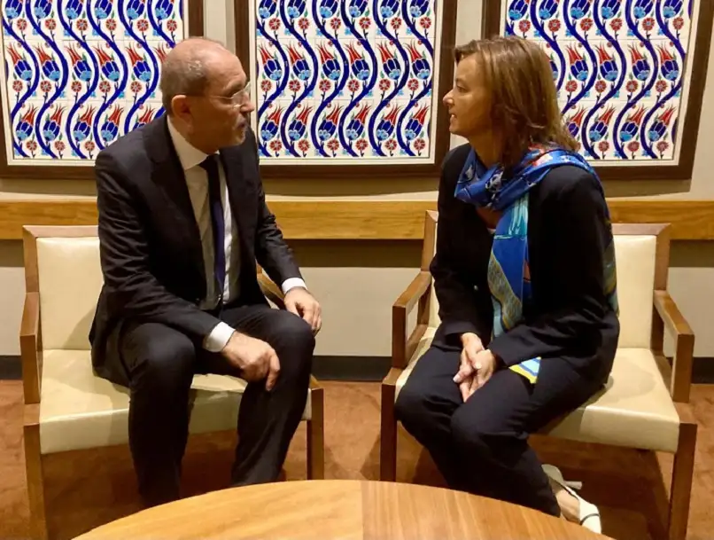 الصفدي يلتقي وزيرة الخارجية السلوفينية