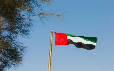 الإمارات تدين الاعتداء على مقر سفيرها