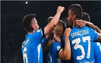 نابولي يتصدر بفارق نقطة عن يوفنتوس..