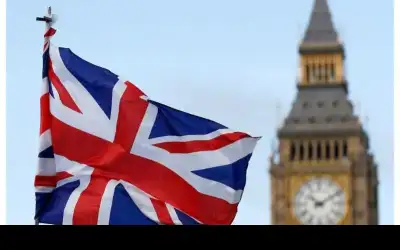 بريطانيا تدعو إلى وقف إطلاق النار