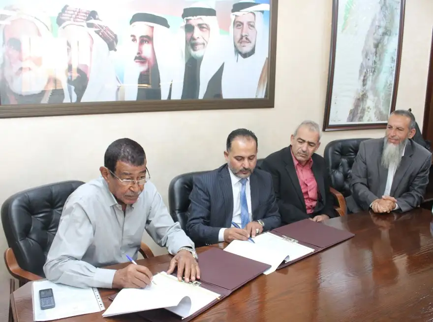 سلطة وادي الأردن توقع اتفاقية نقل