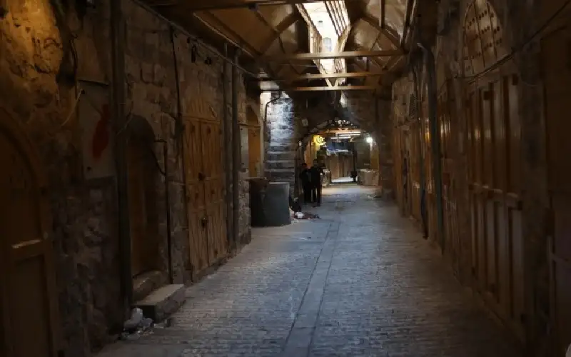 الإضراب يشل الحياة في الخليل حدادا