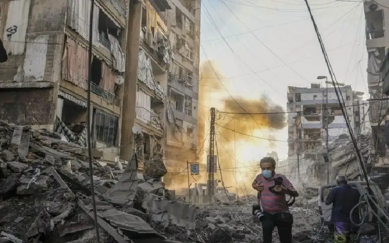 إعلام عبري: إسقاط 73 طنا من