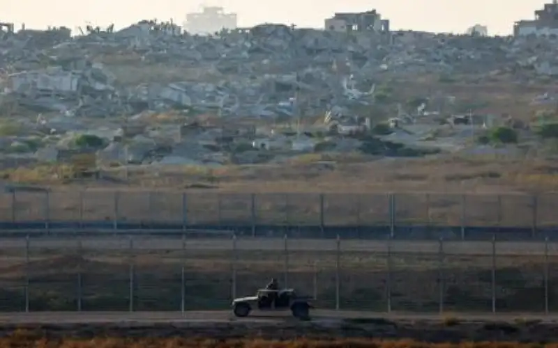 صفارات الإنذار تدوي بغلاف غزة للمرة