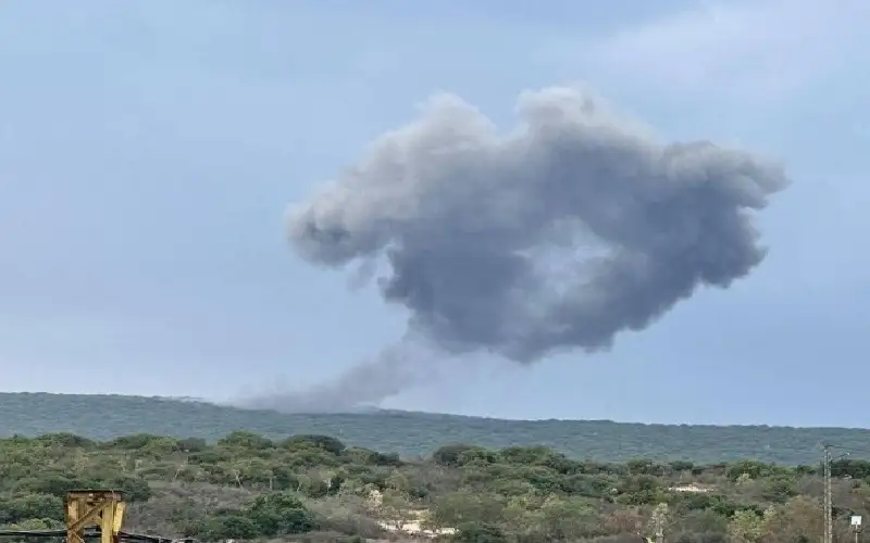 4 شهداء باستهداف شقة قرب مخيم