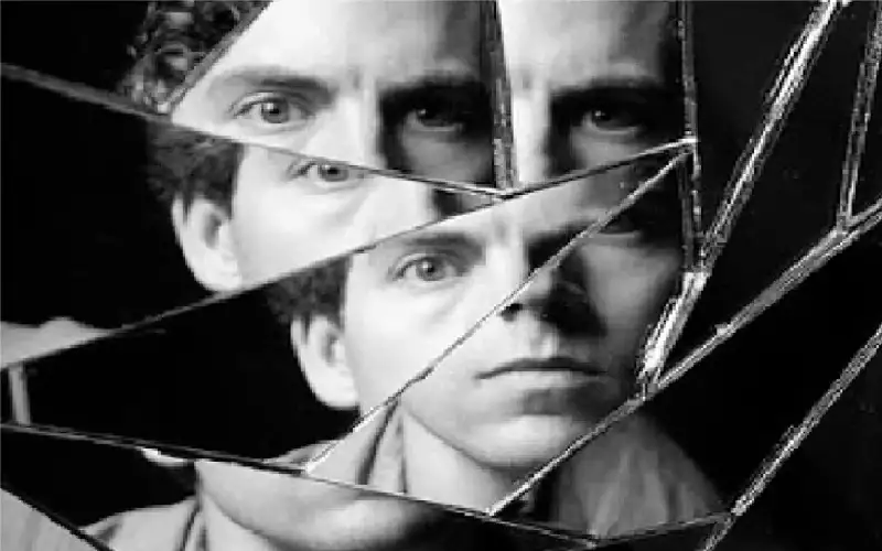 دراسة تكشف سبب سماع المرضى بالفصام