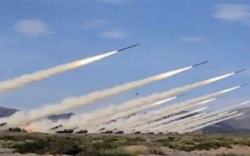 رشقة صاروخية ثالثة نحو مواقع إسرائيلية