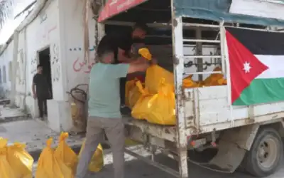المستشفى الميداني الأردني شمال غزة79 يوزع