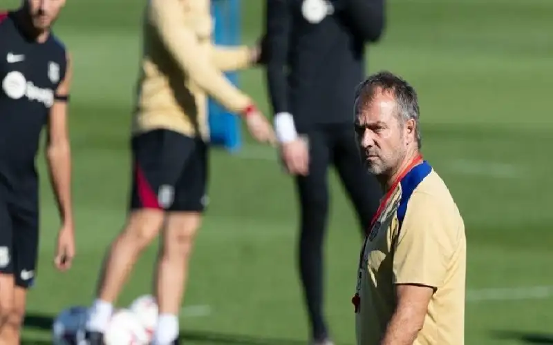 فليك في مأزق قبل كلاسيكو الأرض