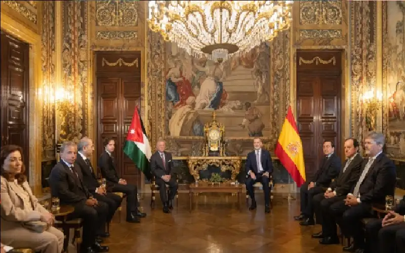 الملك والعاهل الإسباني يعقدان مباحثات في