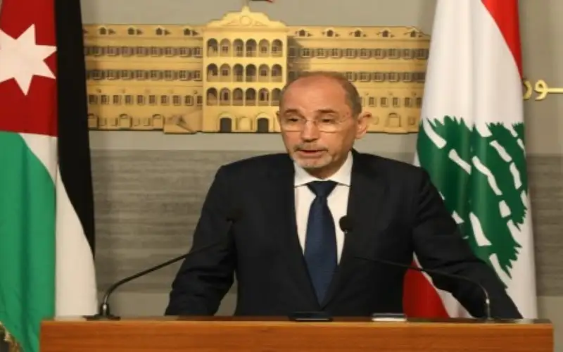 الصفدي من لبنان: الغضب في الشارع