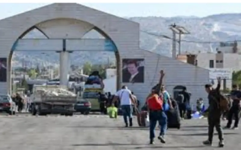 أكثر من 400 ألف شخص عبروا