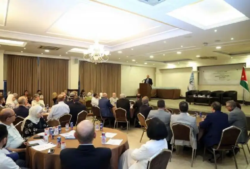 المهندسين تكرم الفوج الرابع من المعماريين