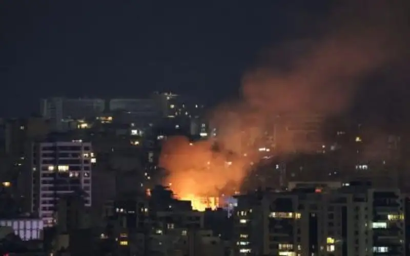 18 شهيدا و92 جريحا جراء غارتين