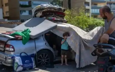 كورنيش بيروت البحري يتحول إلى ملجأ