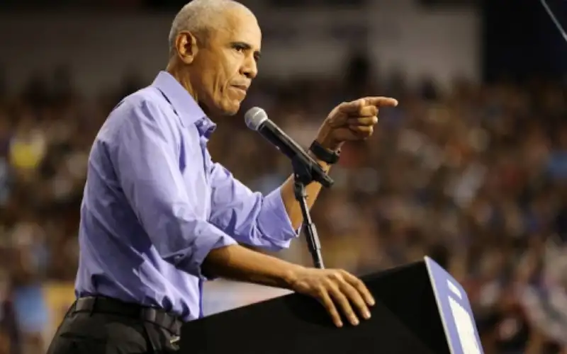 أوباما يدخل على خط الحملة الانتخابية