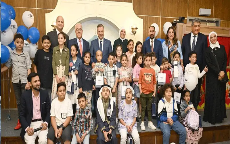 العربي الاسلامي يشارك أطفال مركز الحسين