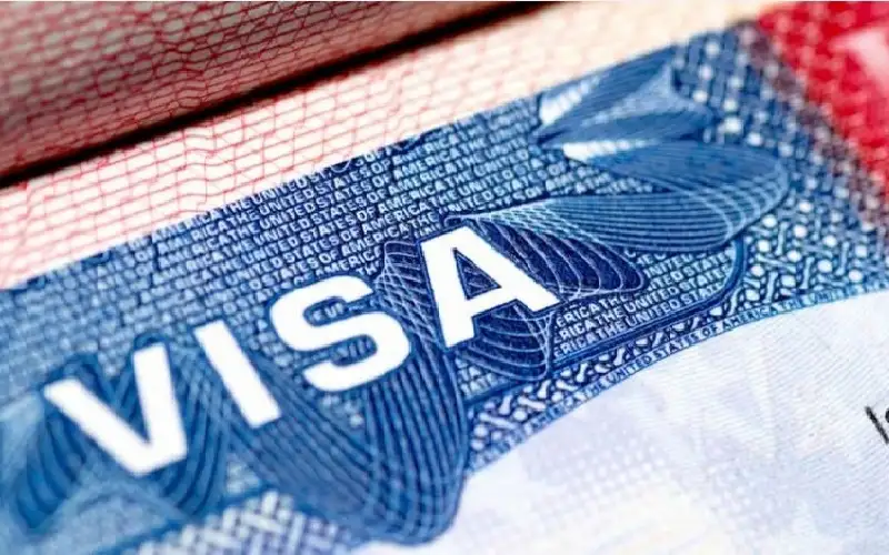 السفارة الأميركية في عمان تفتح باب