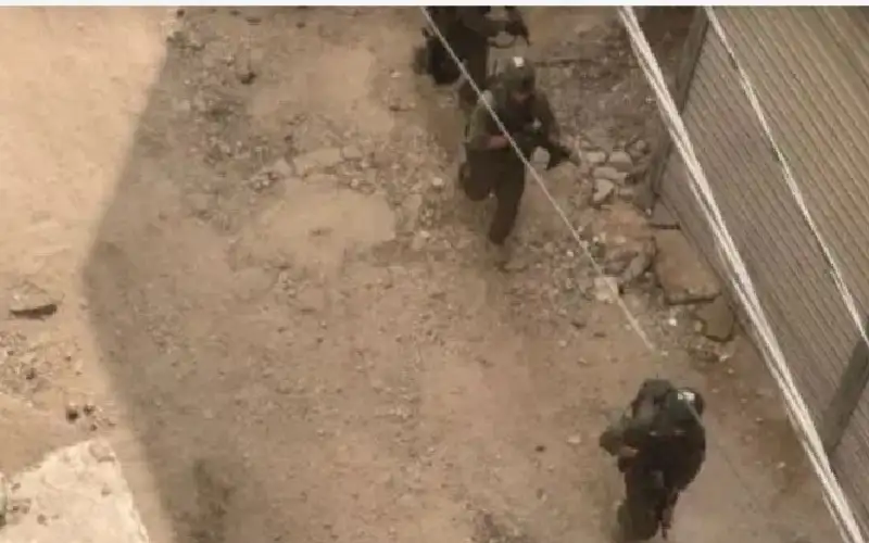 محاصرة منزل في مخيم جنين ..