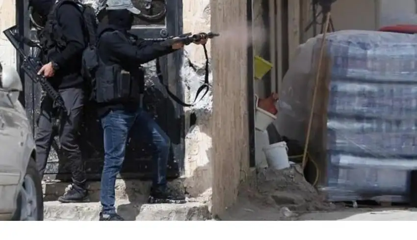 الاحتلال يشتبك مع مقاومين في طوباس