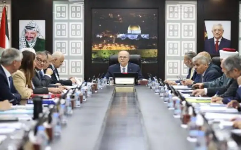 مجلس الوزراء الفلسطيني يوجه بتجنيد المزيد