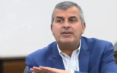 الخرابشة: توجه حكومي لتخفيض كلف الكهرباء