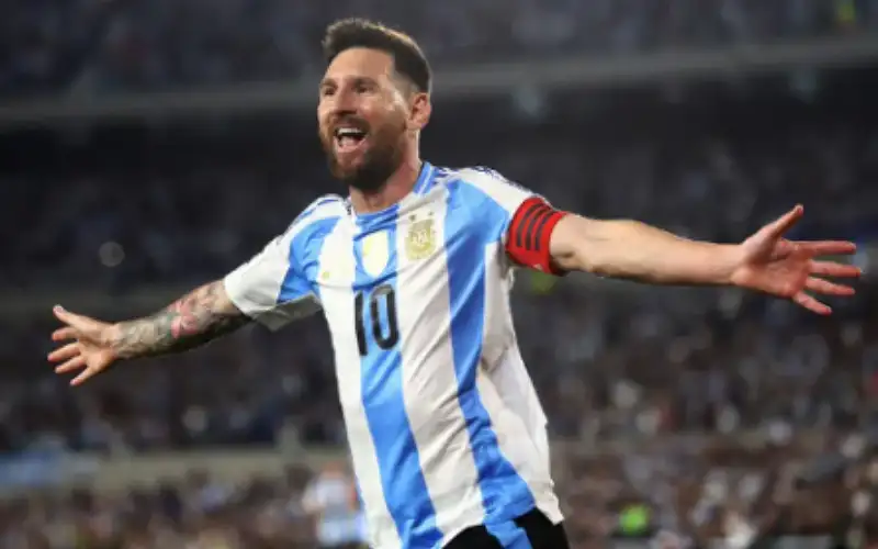 رقم تاريخي .. كم هاتريك سجله