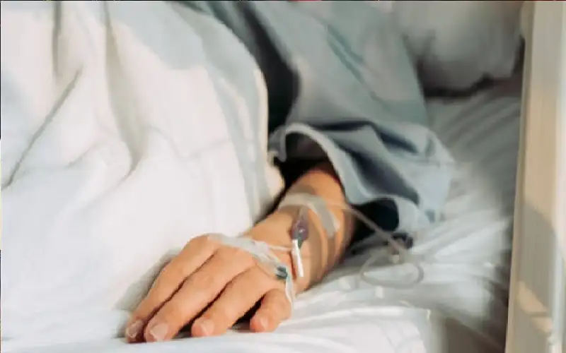 تزوجته في المستشفى.. وترملت بعد 48