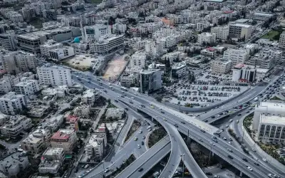 استمرار تأثير كتلة هوائية رطبة على