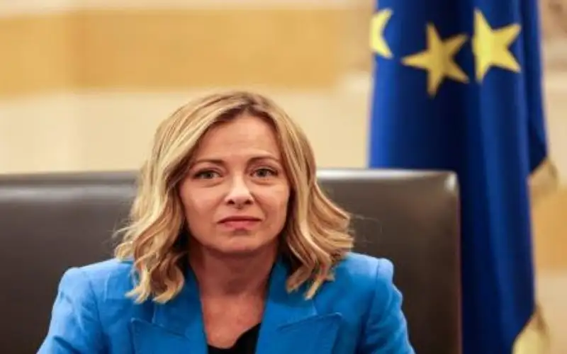 رئيسة وزراء إيطاليا من بيروت: استهداف