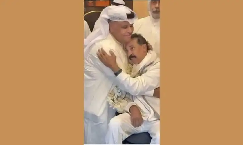 عودة عبد الله الرويشد للكويت بعد