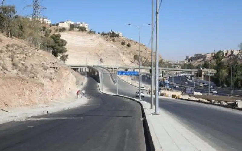 وزارة الأشغال: فتح 33 حركة مرورية