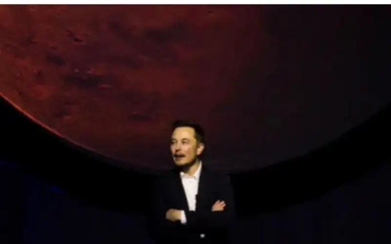 تحذير غريب وصادم .. إيلون ماسك