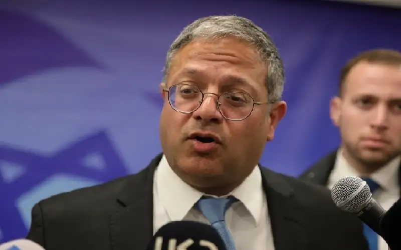 محافظة القدس: بن غفير يؤدي صلاة