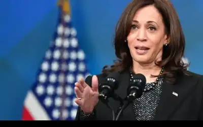 هاريس: ترامب يحط من قدر منصب