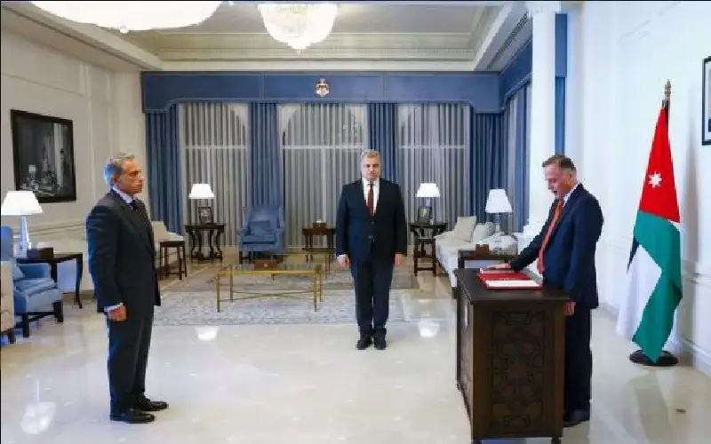 أسرة ديوان التشريع والرأي تهنئ الدغمي