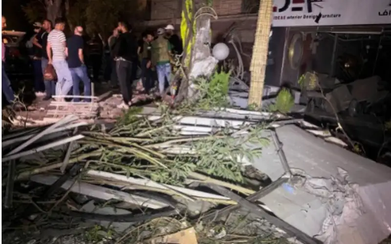 انفجار سيارة بمحيط سفارات ومنظمات دولية