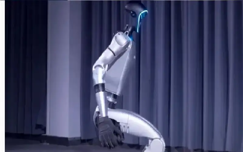 روبوت صيني بشري يسجل رقما قياسيا