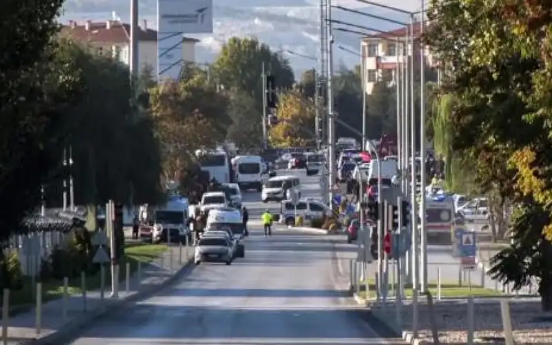 وزير الداخلية التركي: قتلى وجرحى إثر