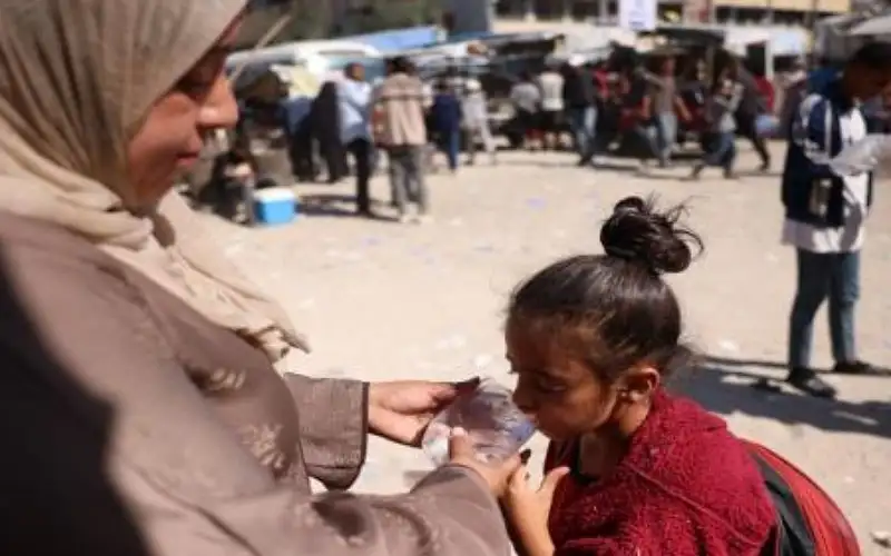 تعليق حملة التلقيح ضد شلل الأطفال