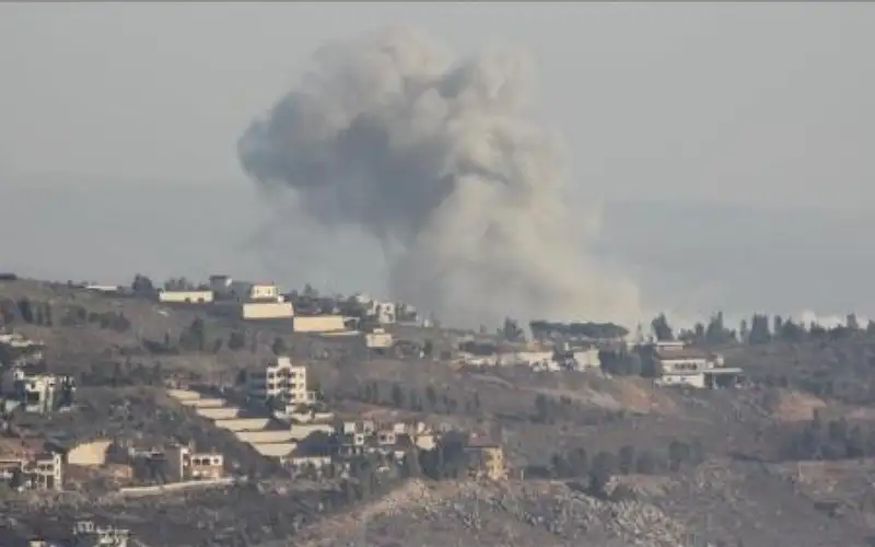 استشهاد 5 أشخاص بغارات اسرائيلية جنوب