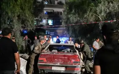 استشهاد جندي وإصابة 7 بغارة إسرائيلية